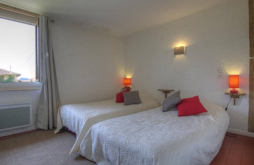 Vonnas House | 116 m² Gîte ∙ 3 bedrooms ∙ 6 guests