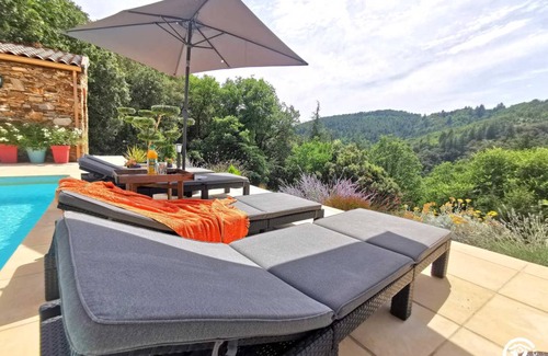 Olargues House | 120 m² Gîte ∙ 2 bedrooms ∙ 5 guests