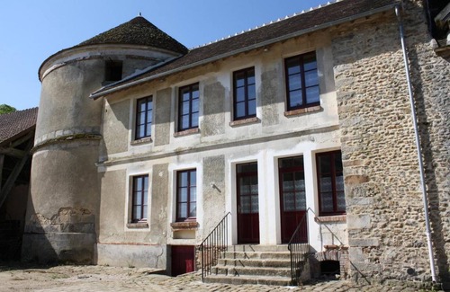 Voinsles House | 120 m² Gîte ∙ 4 bedrooms ∙ 8 guests