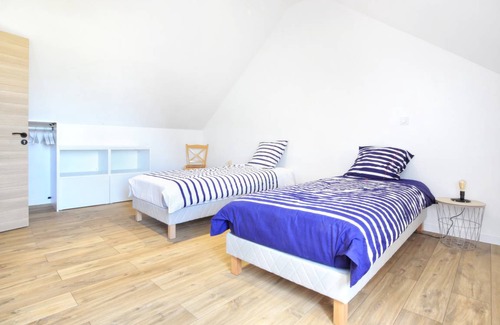 Saint-Marcouf House | 120 m² House ∙ 2 bedrooms ∙ 5 guests