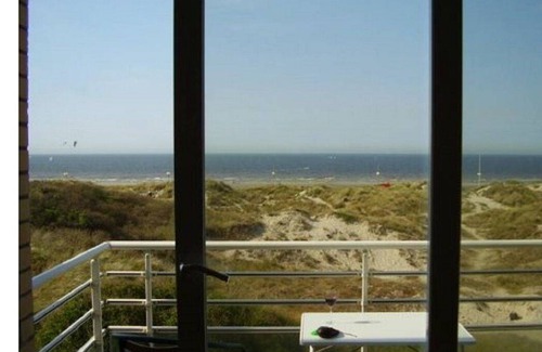 Zuydcoote Apartment | 122 m² Apartment ∙ 2 bedrooms ∙ 6 guests