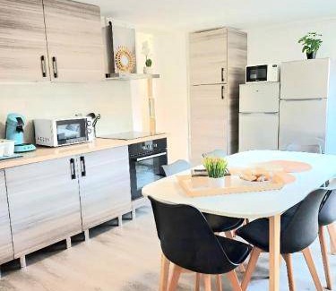 Beauvais House | 125 m² House ∙ 5 bedrooms ∙ 12 guests