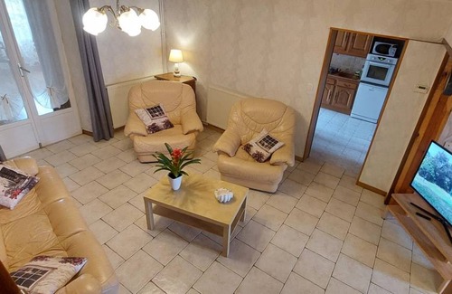 Eteignieres House | 130 m² Gîte ∙ 2 bedrooms ∙ 5 guests