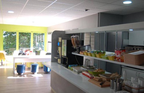 Chambourcy Hotel | 14 m² Hotel ∙ 3 guests