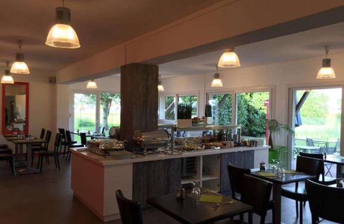 Val-de-Reuil Hotel | 14 m² Hotel ∙ 4 guests