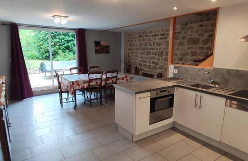 Baalons House | 140 m² Gîte ∙ 3 bedrooms ∙ 6 guests