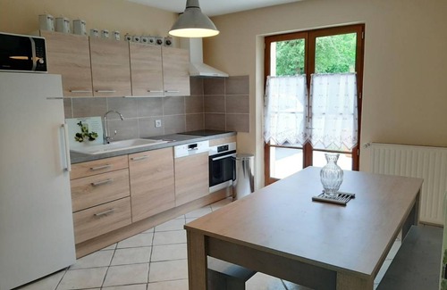 Givron House | 140 m² Gîte ∙ 5 bedrooms ∙ 9 guests