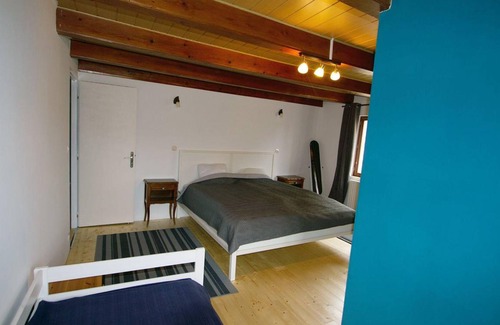 Celles-en-Bassigny House | 140 m² House ∙ 3 bedrooms ∙ 15 guests