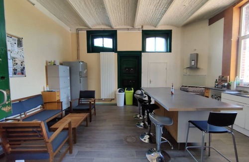 Mons-en-Baroeul Resort | 145 m² Private room ∙ 1 bedroom ∙ 6 guests