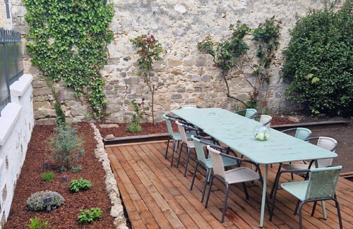 Fontainebleau Apartment | 150 m² Apartment ∙ 4 bedrooms ∙ 10 guests