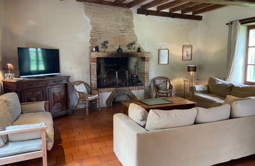 Solesmes Cottage | 150 m² Cabin ∙ 5 bedrooms ∙ 10 guests