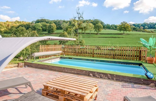 Sapogne-et-Feucheres Villa | 150 m² Villa ∙ 2 bedrooms ∙ 12 guests
