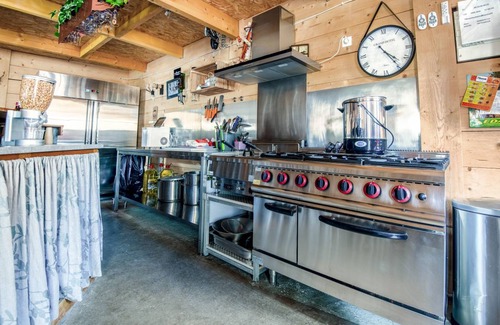 Sapogne-et-Feucheres Villa | 150 m² Villa ∙ 2 bedrooms ∙ 12 guests