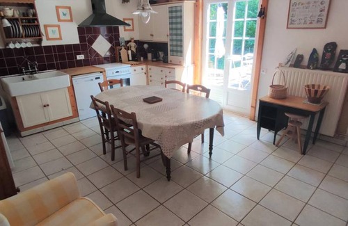 Fumay House | 150 m² Gîte ∙ 3 bedrooms ∙ 6 guests