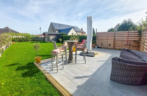 Amblainville House | 150 m² House ∙ 4 bedrooms ∙ 8 guests