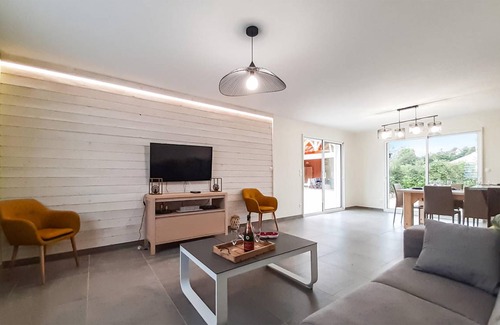 Haut Pays du Montreuillois House | 155 m² House ∙ 4 bedrooms ∙ 8 guests