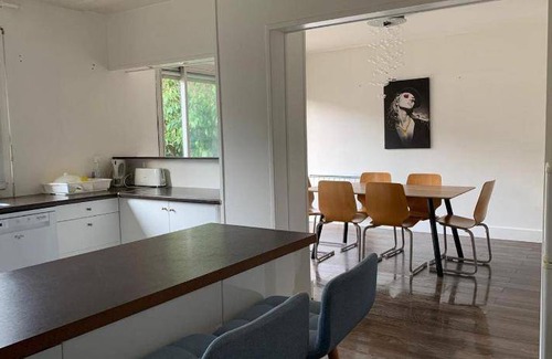 Montesson Bed & Breakfast | 160 m² Bed and breakfast ∙ 1 bedroom ∙ 13 guests