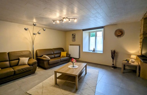 Han-les-Juvigny Cottage | 160 m² Cabin ∙ 3 bedrooms ∙ 8 guests