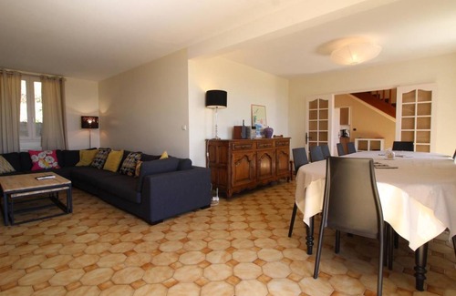 Corcelles-les-Monts Cottage | 160 m² Cabin ∙ 5 bedrooms ∙ 12 guests
