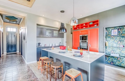 Guise House | 160 m² House ∙ 4 bedrooms ∙ 8 guests
