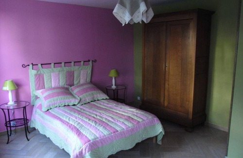 Rocroi House | 165 m² Gîte ∙ 5 bedrooms ∙ 9 guests