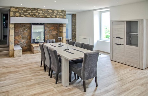 Ussel House | 165 m² House ∙ 4 bedrooms ∙ 10 guests