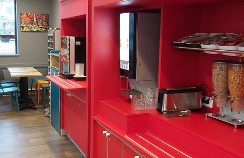 Bagnolet Hotel | 18 m² Hotel ∙ 10 guests