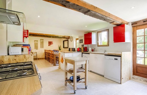 Vieux-Pont-en-Auge House | 180 m² House ∙ 6 bedrooms ∙ 14 guests