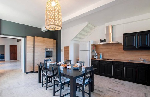 Sergy House | 190 m² House ∙ 5 bedrooms ∙ 10 guests