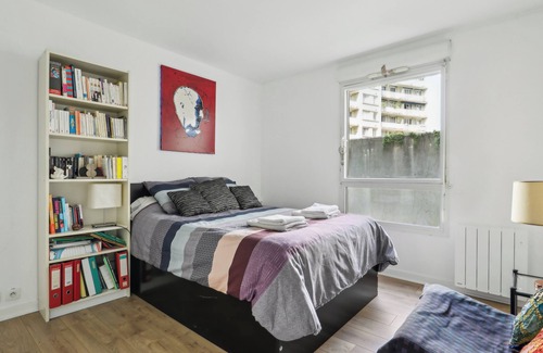 Saint-Fargeau Apartment | 2-rooms apartment 63m2 Paris 20th arrondissement