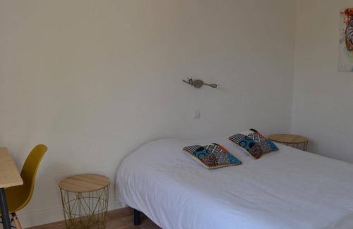 Saint-Sauveur-en-Puisaye Resort | 20 m² Private room ∙ 1 bedroom ∙ 3 guests