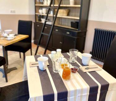 Aumont-en-Halatte Bed & Breakfast | 20 m² Bed and breakfast ∙ 2 guests