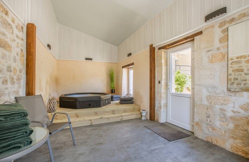 Largny-sur-Automne House | 200 m² House ∙ 4 bedrooms ∙ 9 guests