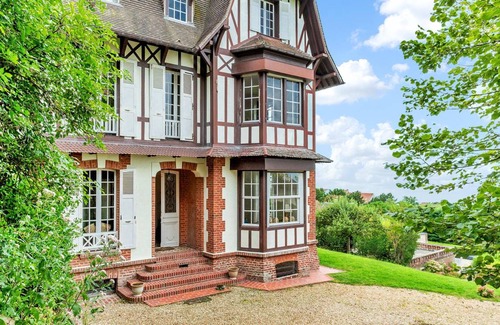 Villerville House | 200 m² House ∙ 6 bedrooms ∙ 10 guests