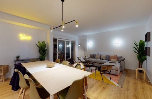 Colombes Resort | 210 m² Private room ∙ 1 bedroom ∙ 2 guests