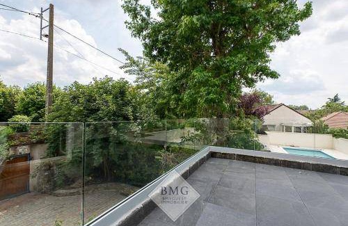 Chalifert Villa | 215 m² Villa ∙ 5 bedrooms ∙ 12 guests
