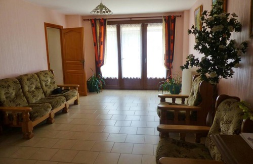 Rocroi House | 225 m² Gîte ∙ 6 bedrooms ∙ 12 guests