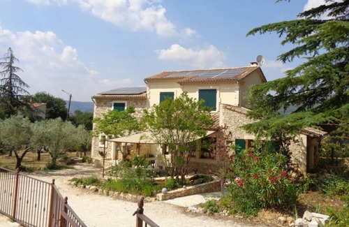 Saint Michel d'Euzet Villa | 227 m² Villa ∙ 5 bedrooms ∙ 10 guests