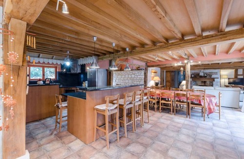 Dosches House | 232 m² Gîte ∙ 6 bedrooms ∙ 14 guests