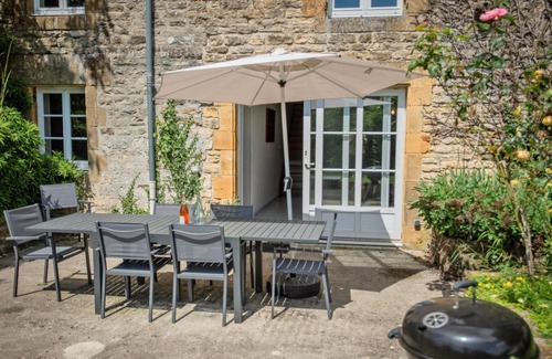 Guignicourt-sur-Vence House | 233 m² House ∙ 4 bedrooms ∙ 8 guests