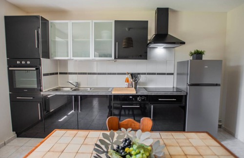 Guignicourt-sur-Vence House | 233 m² House ∙ 4 bedrooms ∙ 8 guests