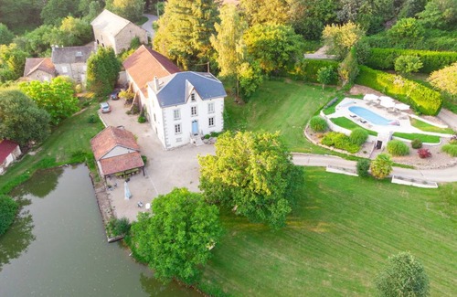 Saint-Moreil House | 240 m² House ∙ 6 bedrooms ∙ 12 guests