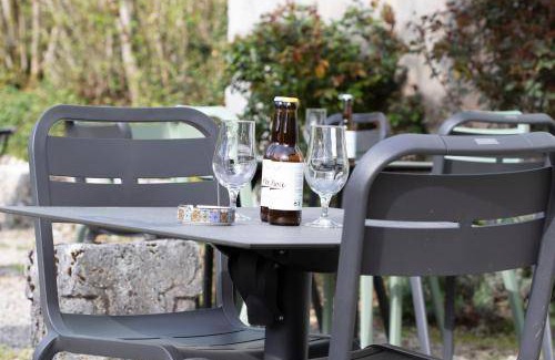 Montreal-la-Cluse Bed & Breakfast | 25 m² Bed and breakfast ∙ 2 guests