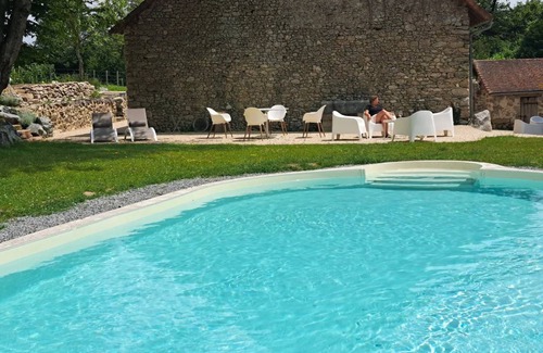 Dompierre-les-Eglises House | 260 m² House ∙ 3 bedrooms ∙ 8 guests