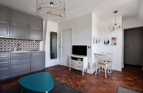 Notre Dame Apartment | 27 m² Apartment ∙ 2 guests