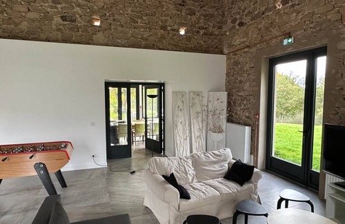 Saint-Germain-des-Champs Cottage | 300 m² Cabin ∙ 5 bedrooms ∙ 12 guests