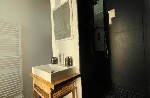 Enghien-les-Bains Apartment | 30 m² Apartment ∙ 1 bedroom ∙ 2 guests