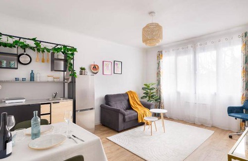 Aulnay-sous-Bois Apartment | 30 m² Apartment ∙ 1 bedroom ∙ 2 guests