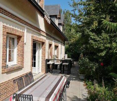 Bec-de-Mortagne Bed & Breakfast | 30 m² Bed and breakfast ∙ 3 guests