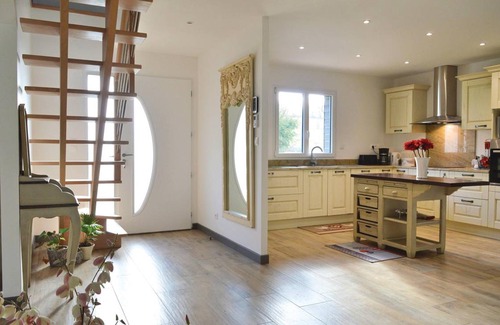 Saint-Denoeux House | 300 m² House ∙ 4 bedrooms ∙ 12 guests